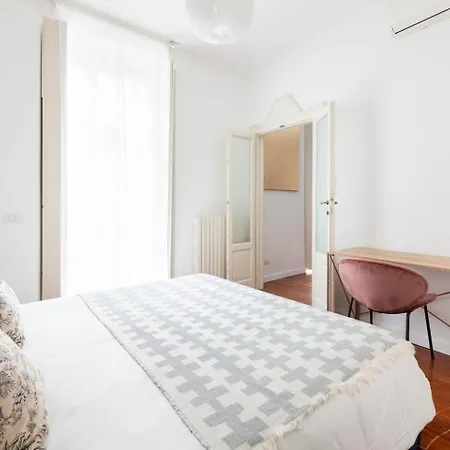 Apartment Bocconi Ampio Trilocale *