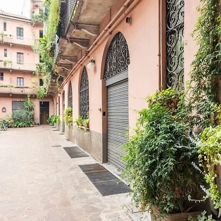 Welkhom Bocconi Modern 2 Bdr Milano